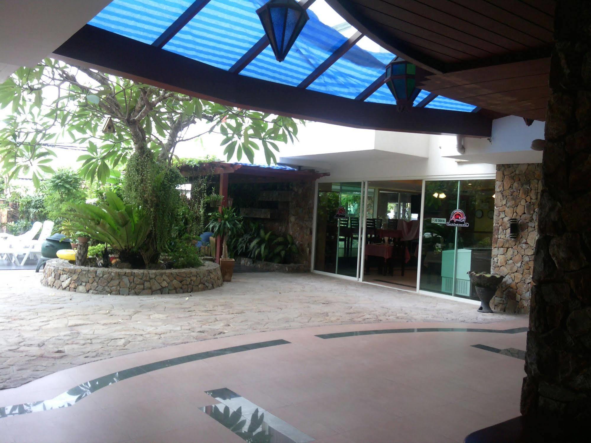 Daisy Residence Jomtien Beach Zewnętrze zdjęcie